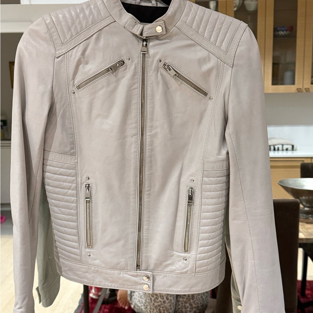 Lamarque Light Gray Leather Jacket